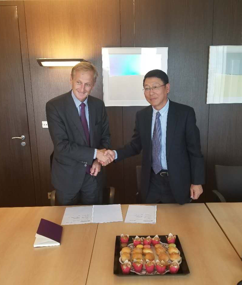 国产熟妇婬乱一区二区