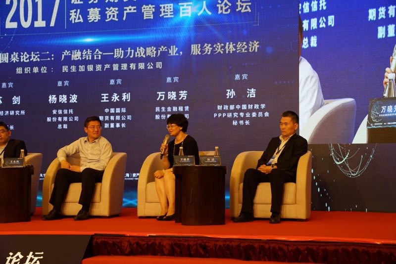 国产熟妇婬乱一区二区