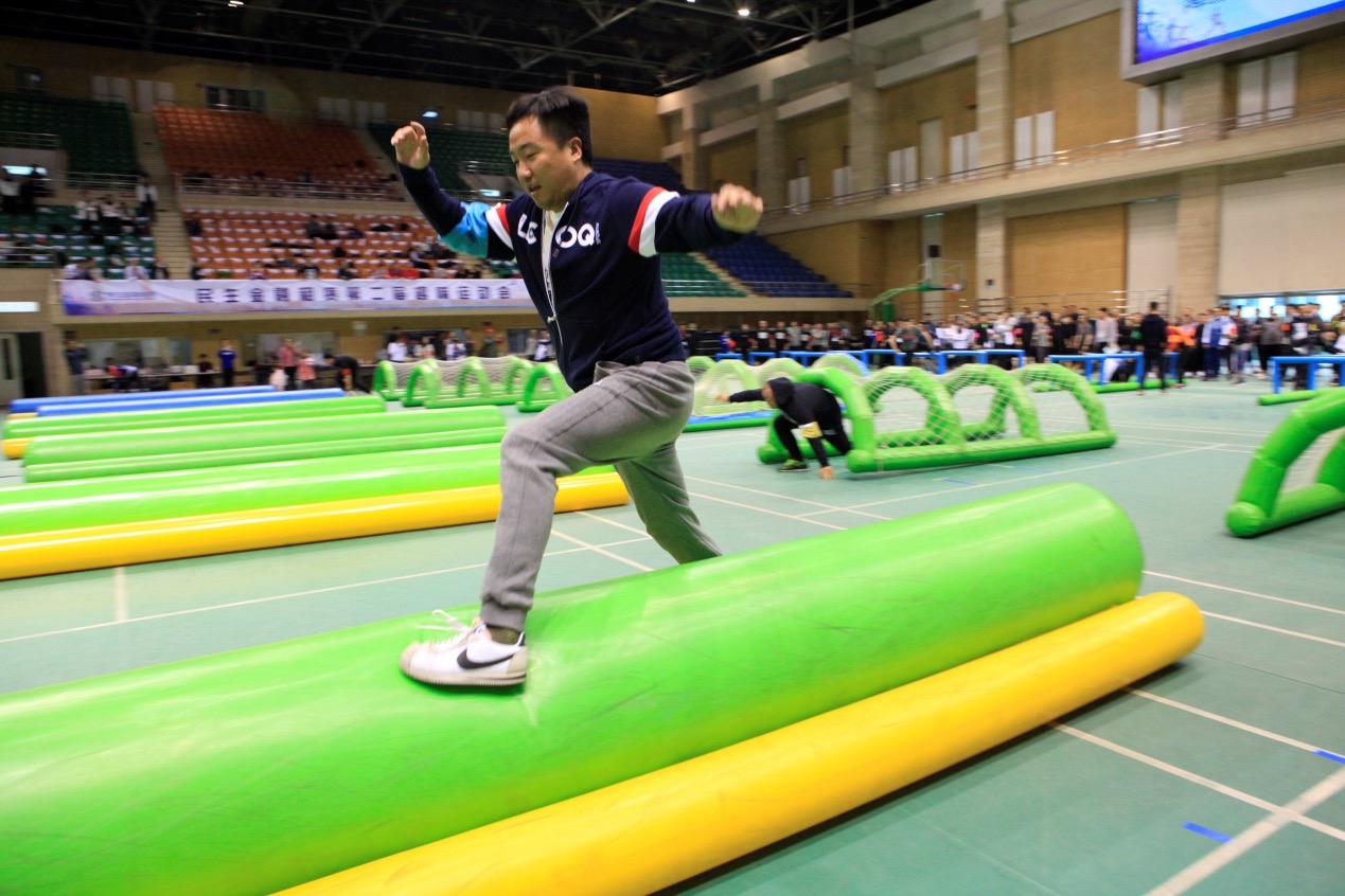 国产熟妇婬乱一区二区