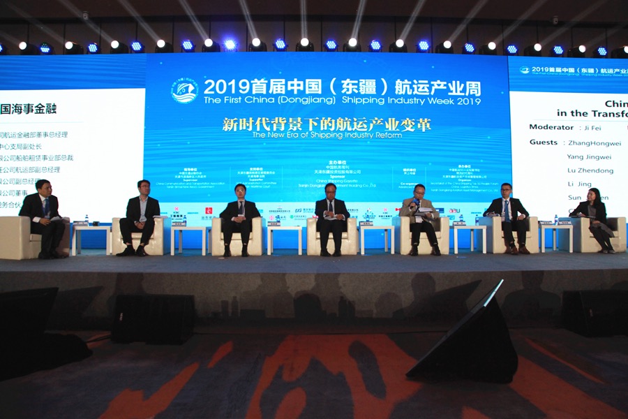 国产熟妇婬乱一区二区