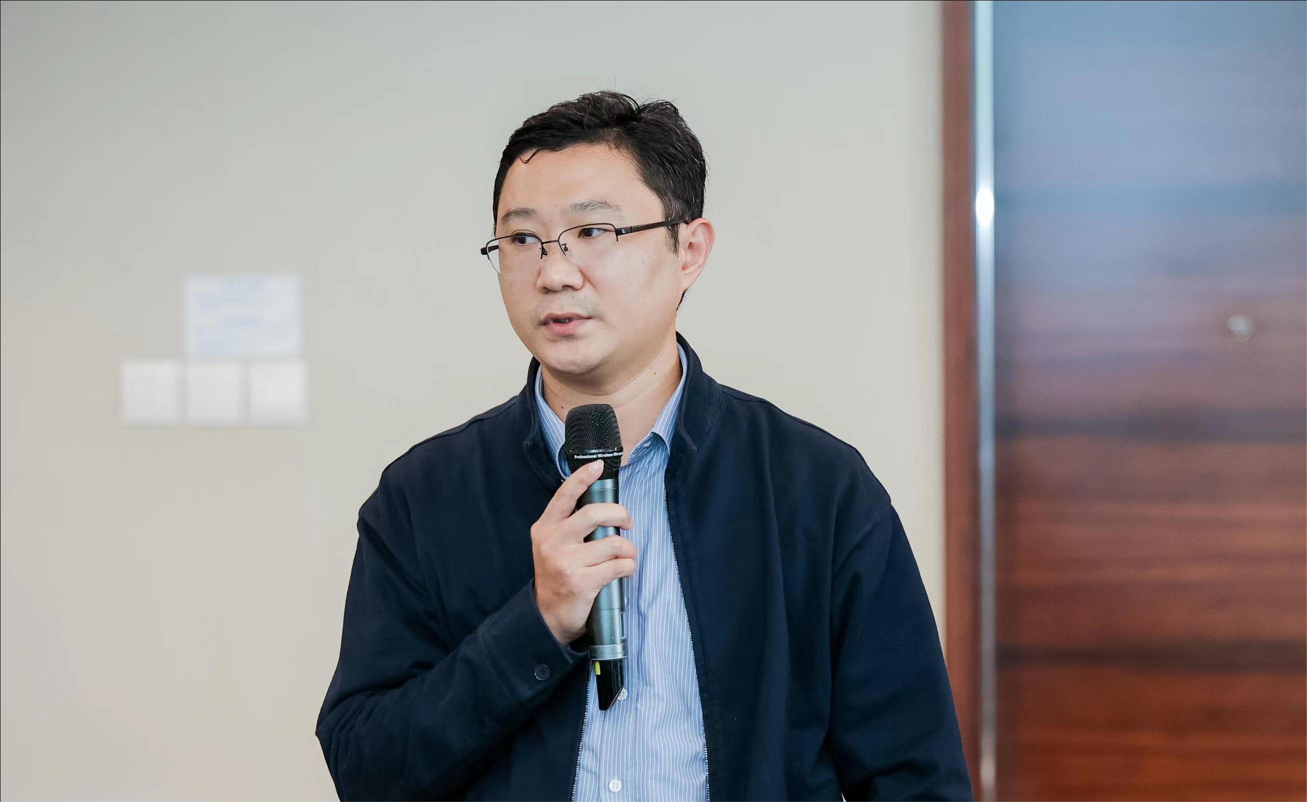 国产熟妇婬乱一区二区